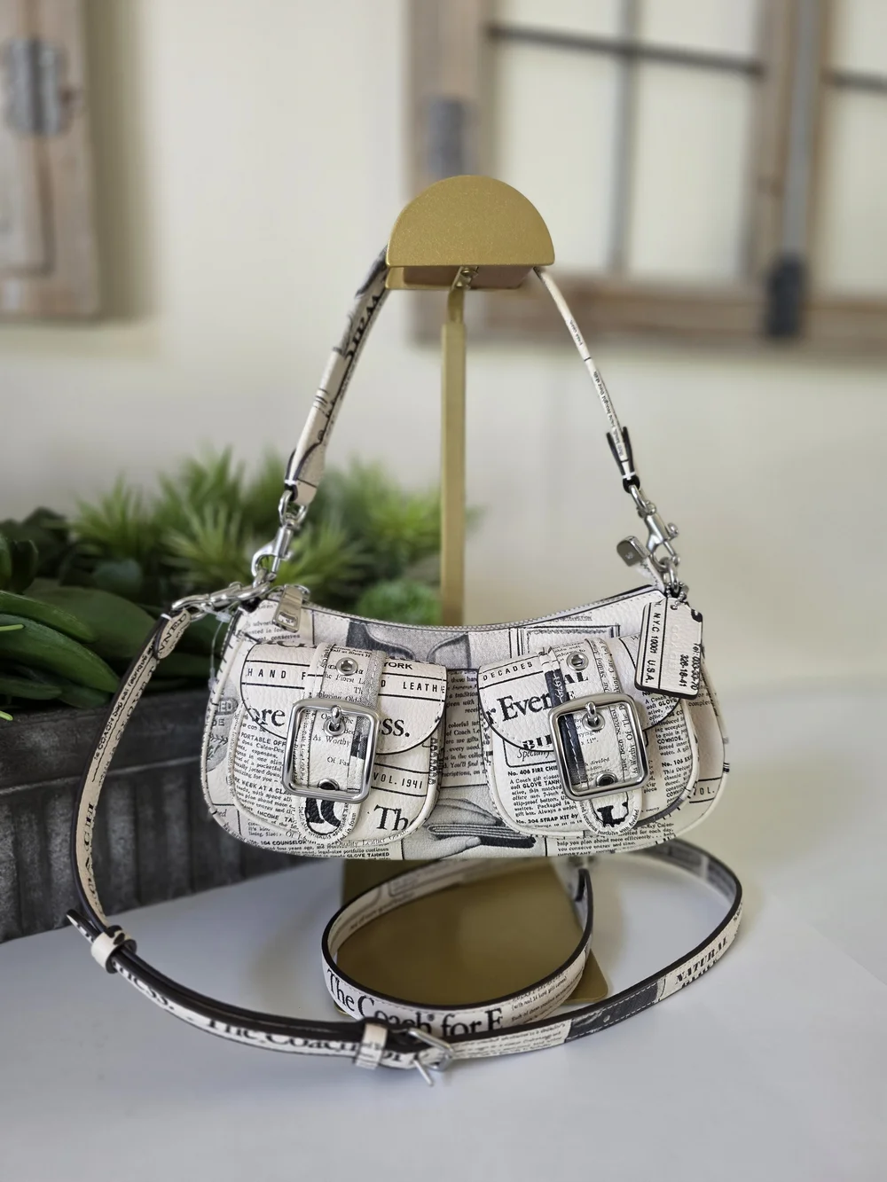 Coach Ashton Shoulder Crossbody Bag Newsprint NWT white Black Leather